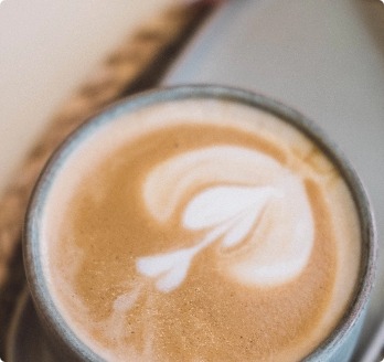 Latte art, soit une mousse de café d'un cappuccino ou d'un latte effectué par le torréfacteur Café Côme à Grenoble.